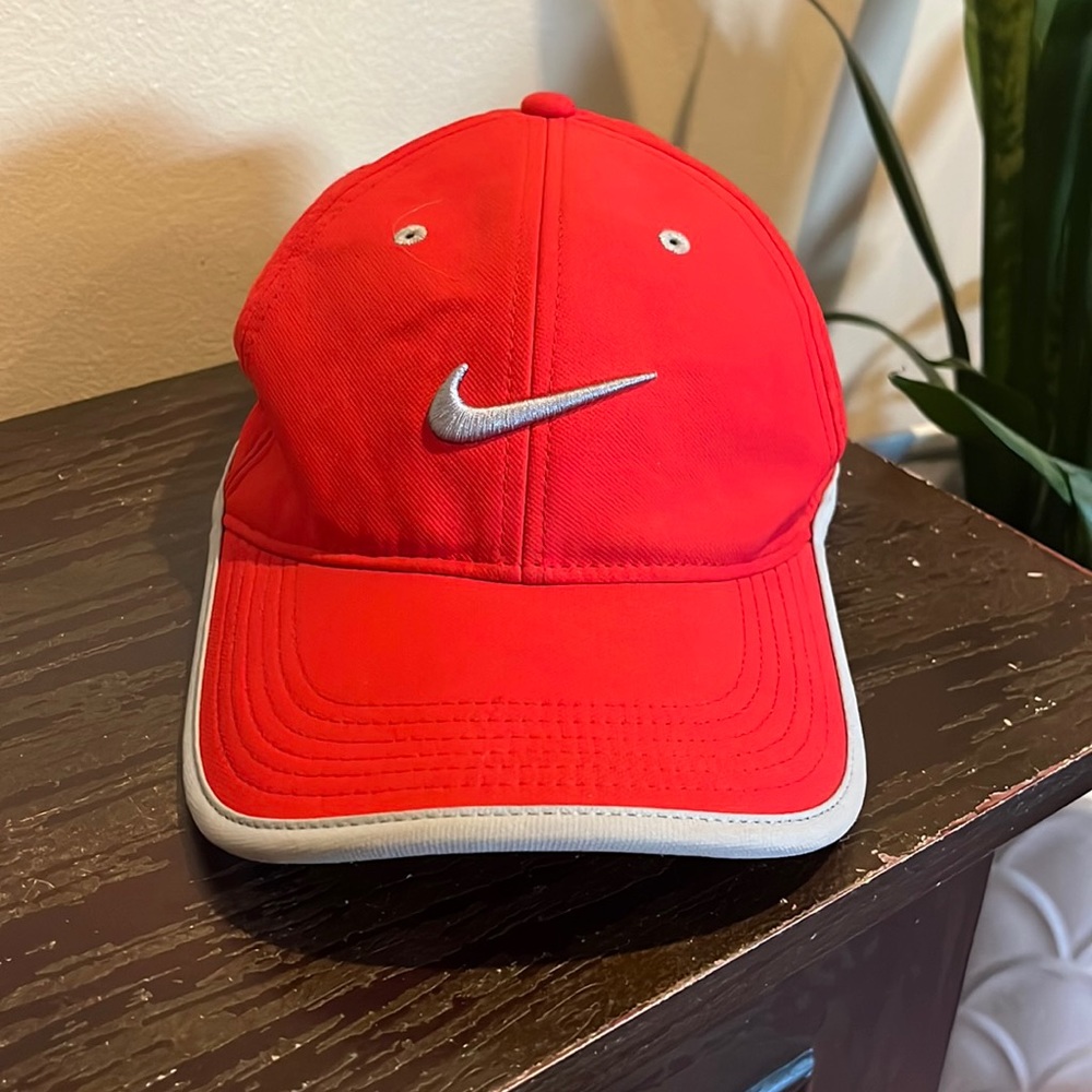 Nike golf hat ball-cap red and gray color